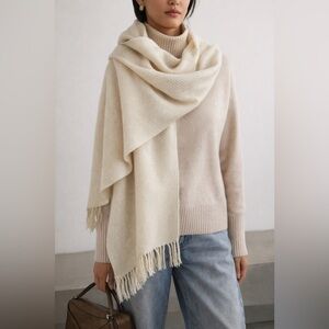 Mucros Weavers Irish Wool Herringbone Shawl Scarf Wrap Fringe